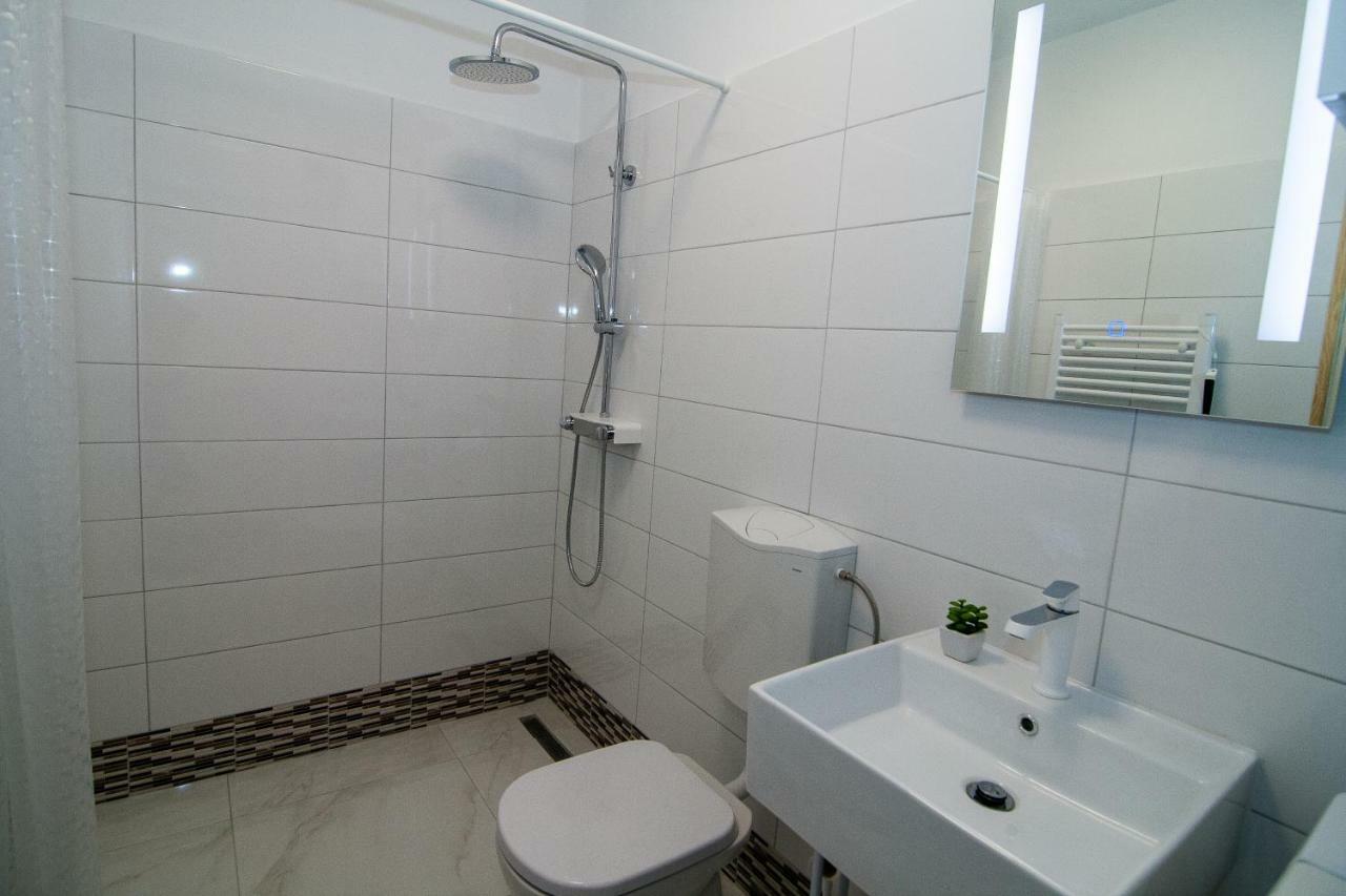 New Renovated Apartment 15 Min From Beach On Foot Pula Dış mekan fotoğraf